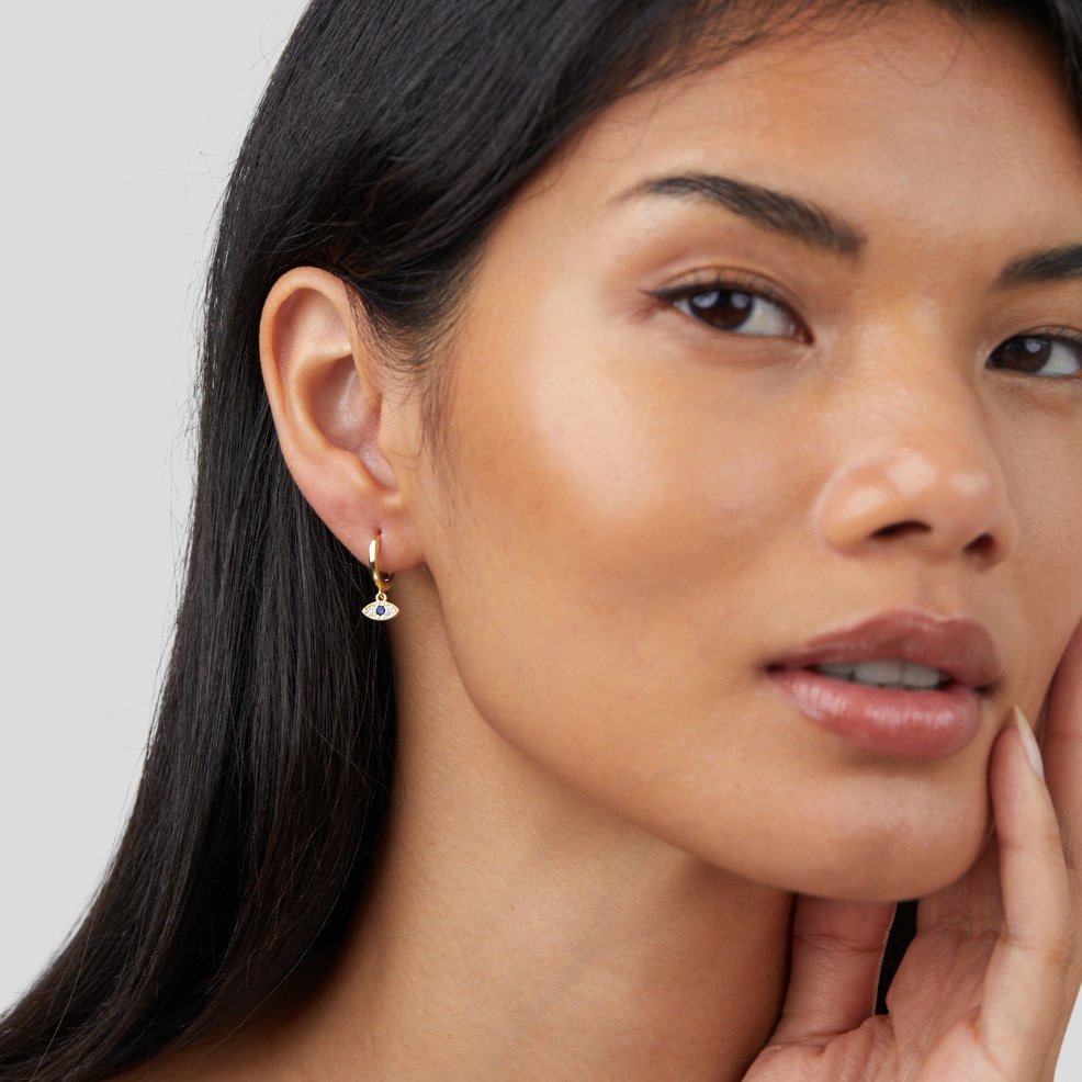 She eye drops earrings