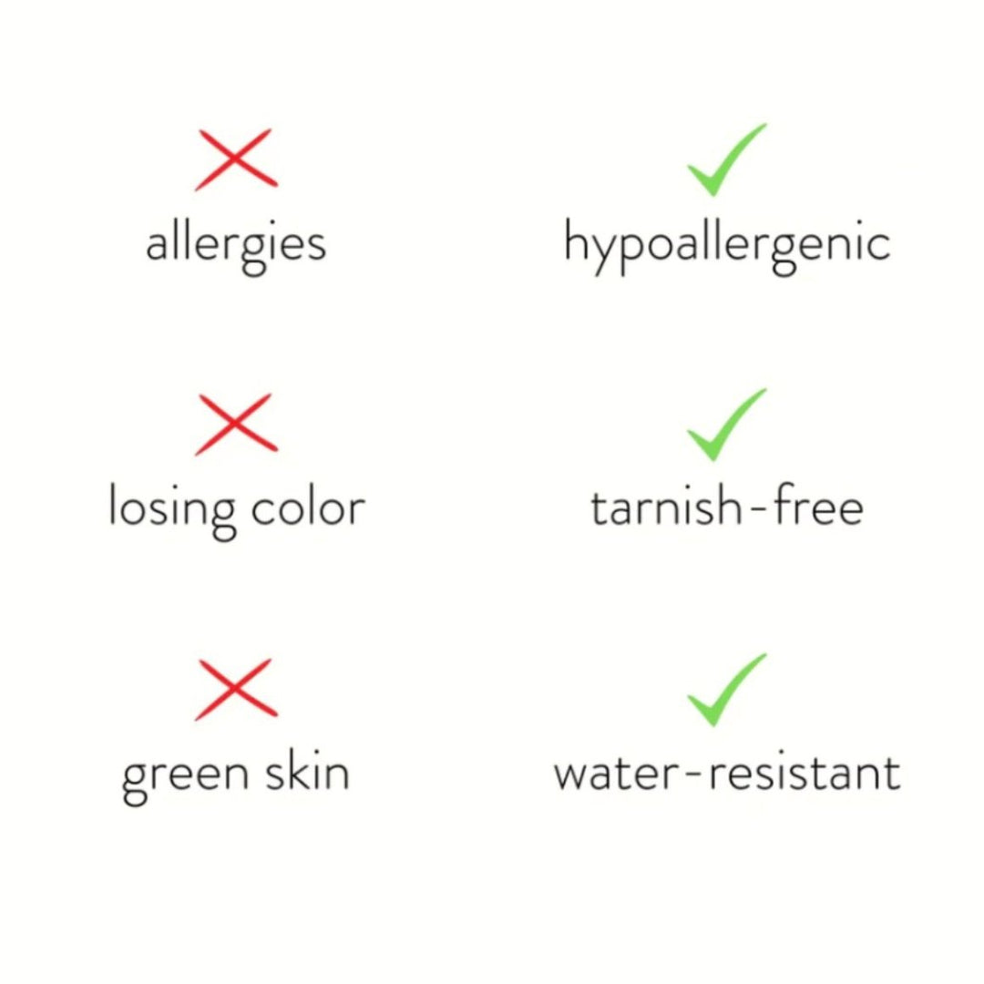 Gold multi-layered necklace